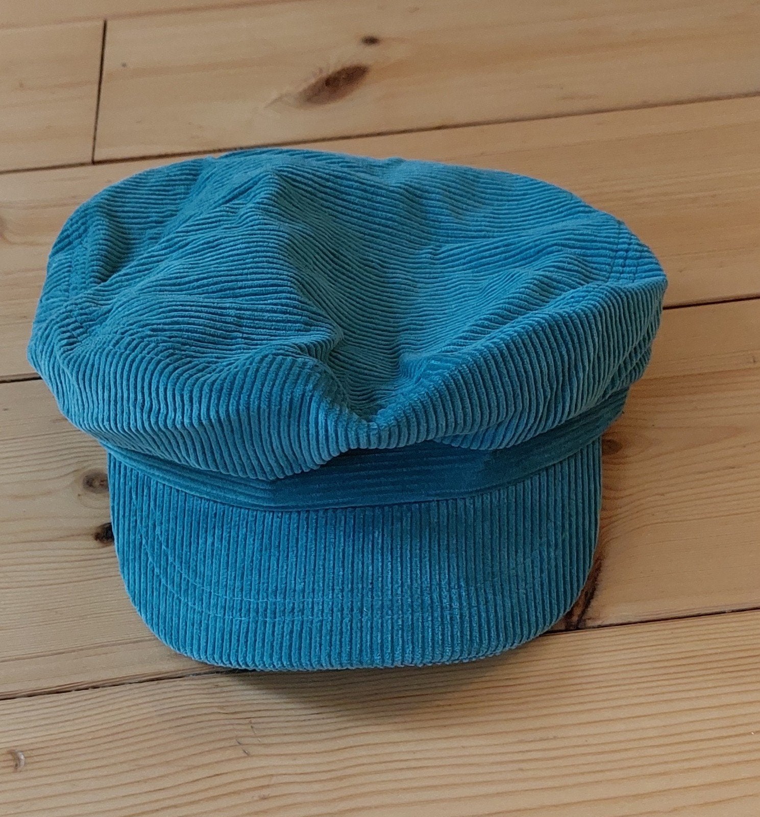 Baret blauwe ribstof, Kleding | Dames, Hoeden en Petten, Ophalen of Verzenden, Zo goed als nieuw