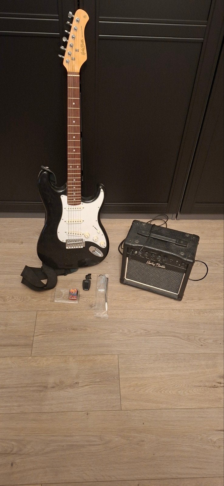Harley Benton elektrische gitaar met versterker