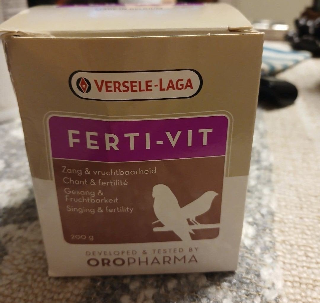 (Versele-Laga Oropharma Calci-Lux (500g) + Ferti-Vit, Ophalen, Vogel