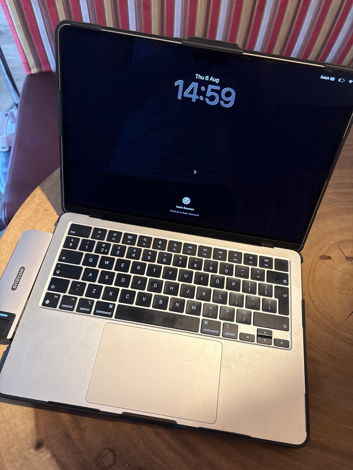 MacBook Air M2 16gb 2022 13,6 inch met accessoires en hoes, Computers en Software, Apple Macbooks, Ophalen, 256 GB, Qwerty, 13 inch