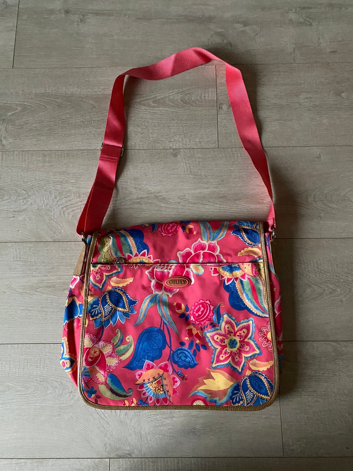 Oilily Schoudertas - Nieuw, Sieraden, Tassen en Uiterlijk, Tassen | Schoudertassen, Ophalen of Verzenden, Nieuw, Roze, Oilily