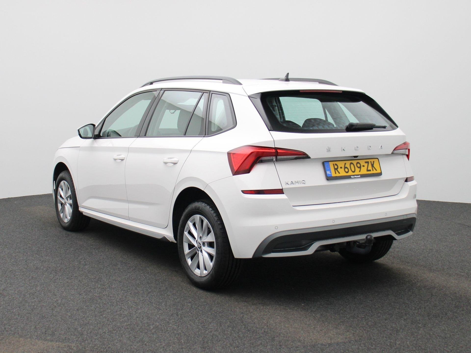 Skoda Kamiq 1.0 TSI Business Edition | ACHTERUITRIJ CAMERA |, Auto's, 12 maanden, Gebruikt, Wit, Origineel Nederlands