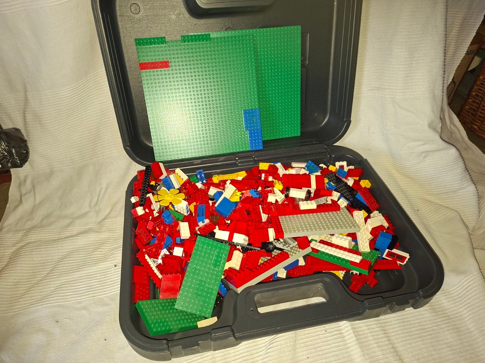 Grote koffer vol diverse LEGO bouwstenen en grondplaten, Kinderen en Baby's, Ophalen of Verzenden