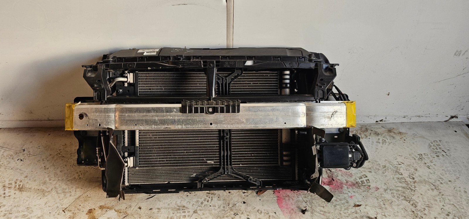 Peugeot 308 T9  voorfront Frontpaneel met radiateur, Ophalen of Verzenden, Peugeot