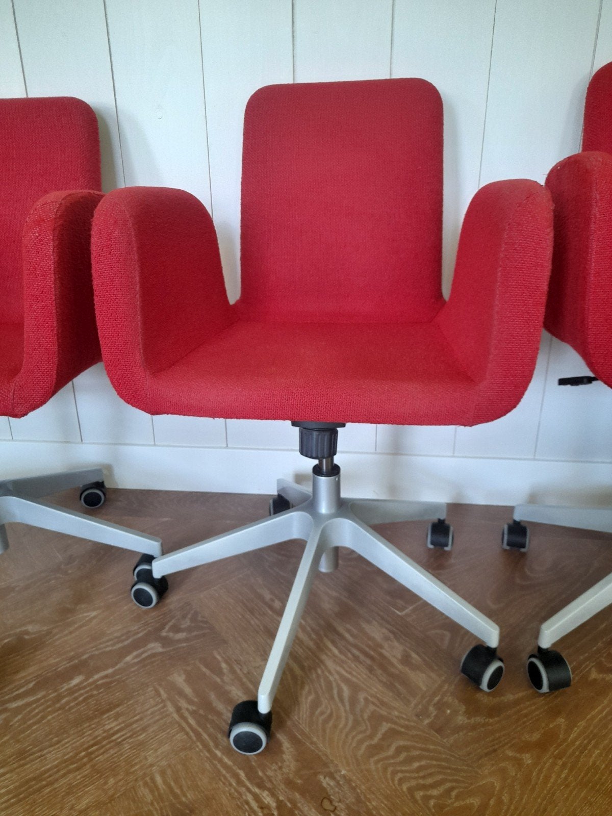 Bureaustoel Ikea, met wielen, per stuk, Ophalen, Gebruikt, Rood, Bureaustoel