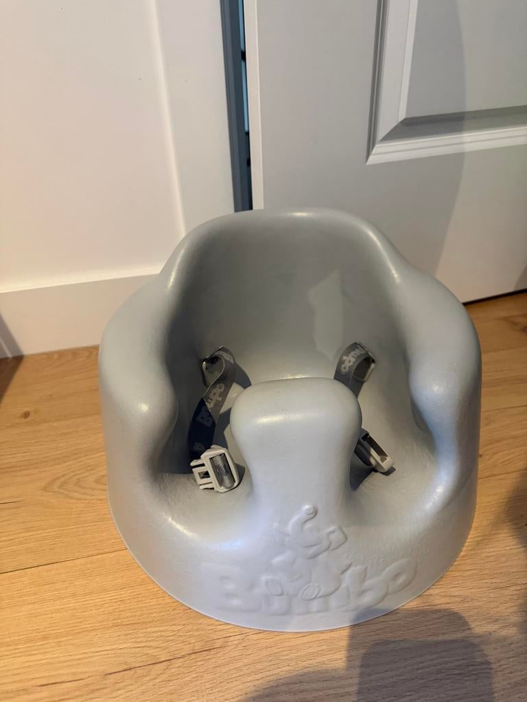 Bumbo zitstoel grijs, Ophalen, Nieuw, Overige typen, Gordel(s)