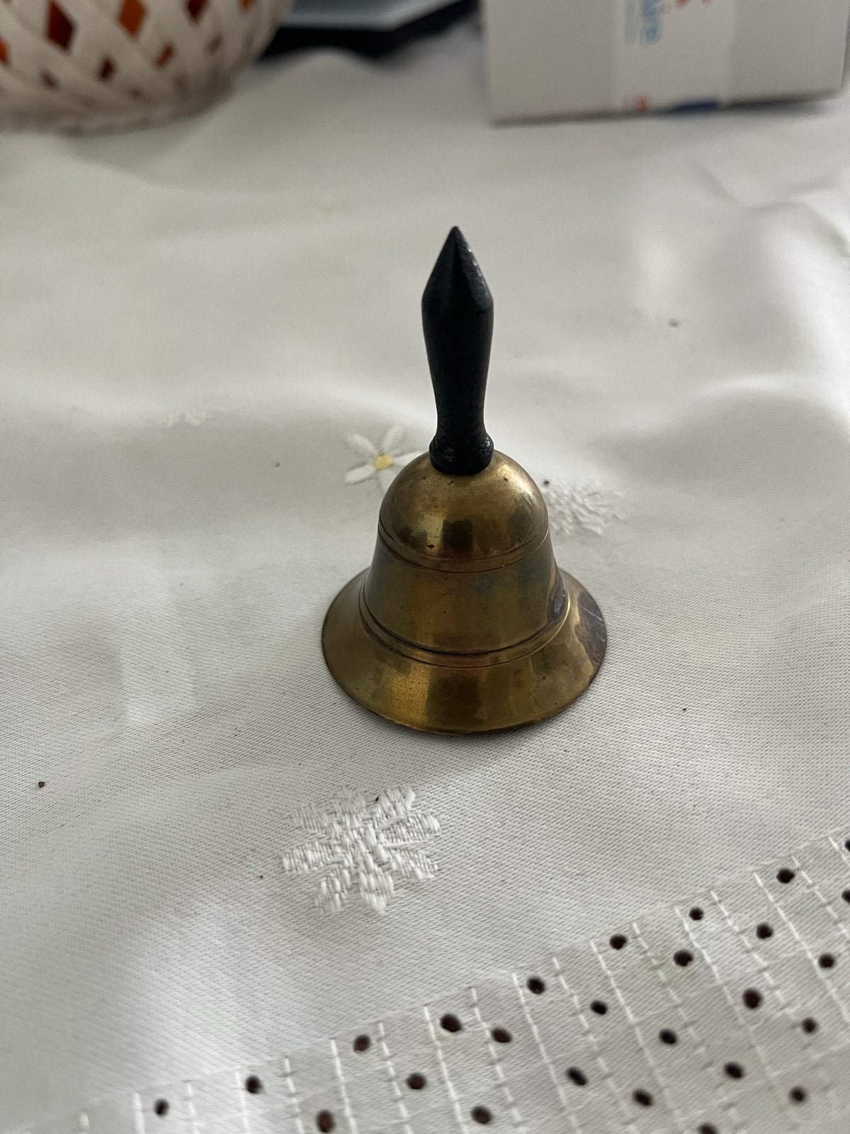 Antiek Koperen Tafelbelletje met Houten Handvat, Antiek en Kunst, Ophalen of Verzenden, Koper