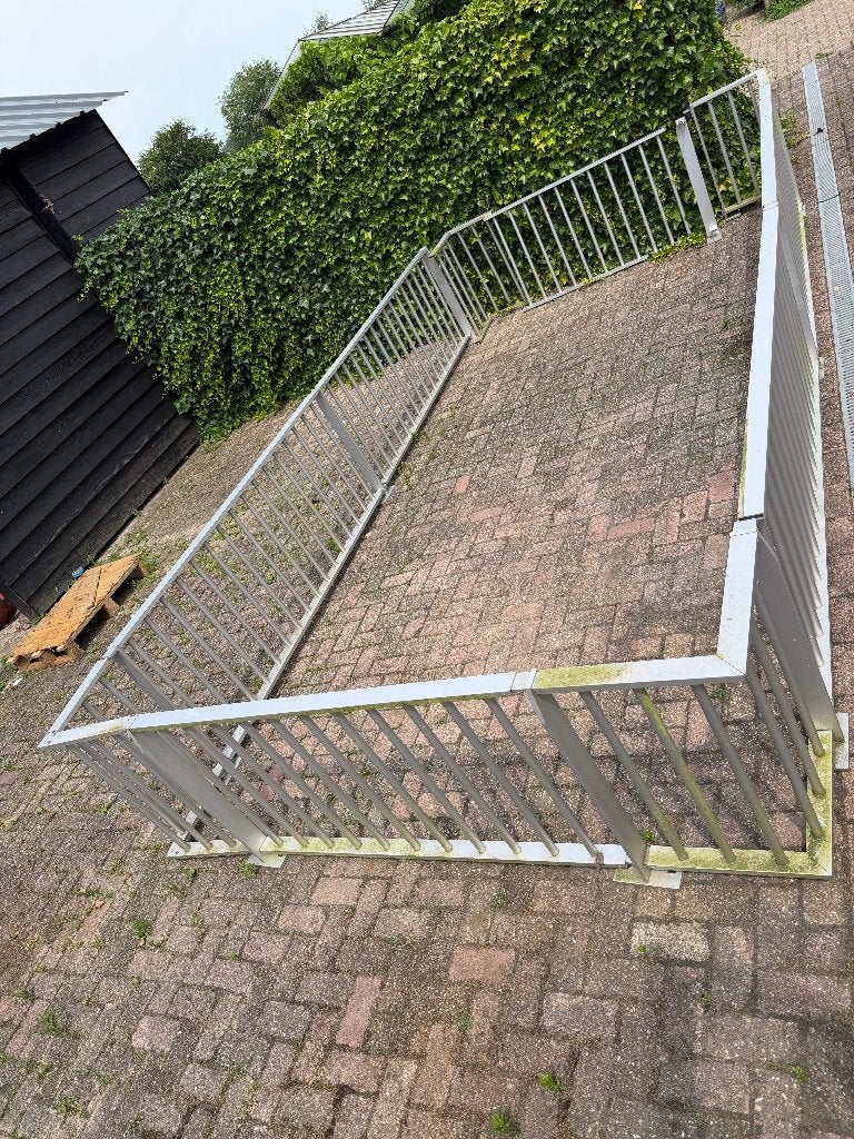 hekwerk laag aluminium, Ophalen, Gebruikt, Aluminium, Spijlenhekwerk