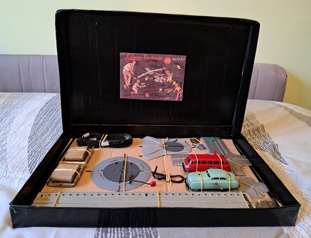 Schuco Varianto 3010 met repro doos en boekjes, Ophalen of Verzenden, Zo goed als nieuw