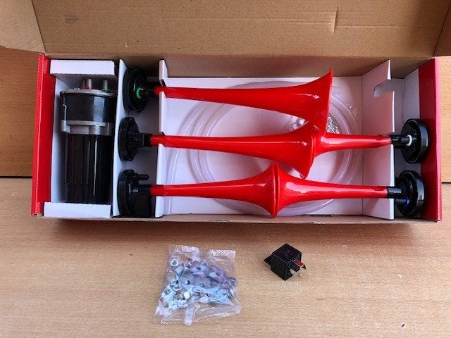 Luchthoornset 5 tonig La Cucaracha 12 volt., Eddiys, Espel, Nieuw, Info@eddiys.eu