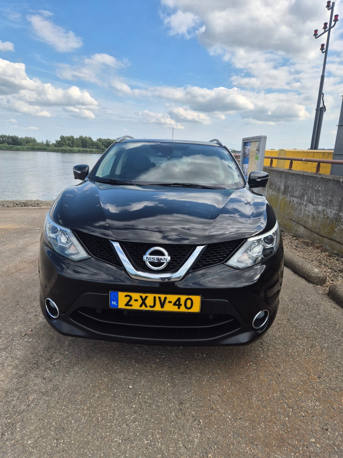 Nissan Qashqai 1.2 Dig-t 85KW 2WD 2014 Zwart (114500KM) NAP, Voorwielaandrijving, 4 cilinders, Zwart, Origineel Nederlands
