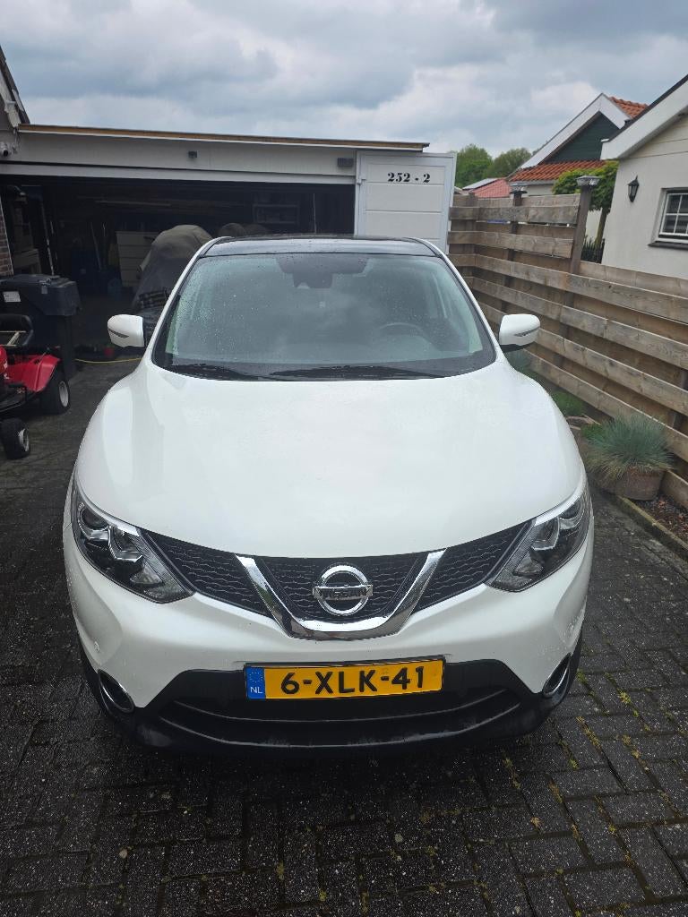 Nissan Qashqai 1.2 Dig-t 85KW 2WD 2014 Wit, Auto's, Voorwielaandrijving, Stof, 4 cilinders, Wit