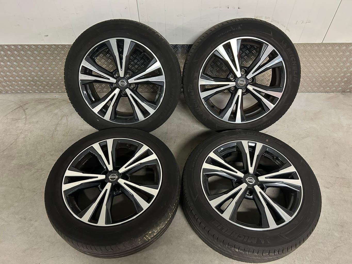 Nissan Qashqai 18 inch origineel 5x114,3 Michelin zomer TPMS, Ophalen, 18 inch, Banden en Velgen, Personenwagen