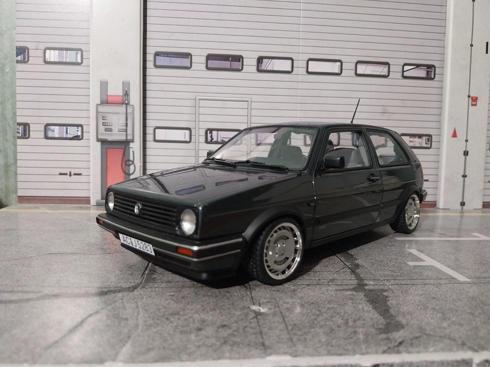 Verlaagde volkswagen golf mk2, Hobby en Vrije tijd, Ophalen of Verzenden, Zo goed als nieuw, Auto, Norev