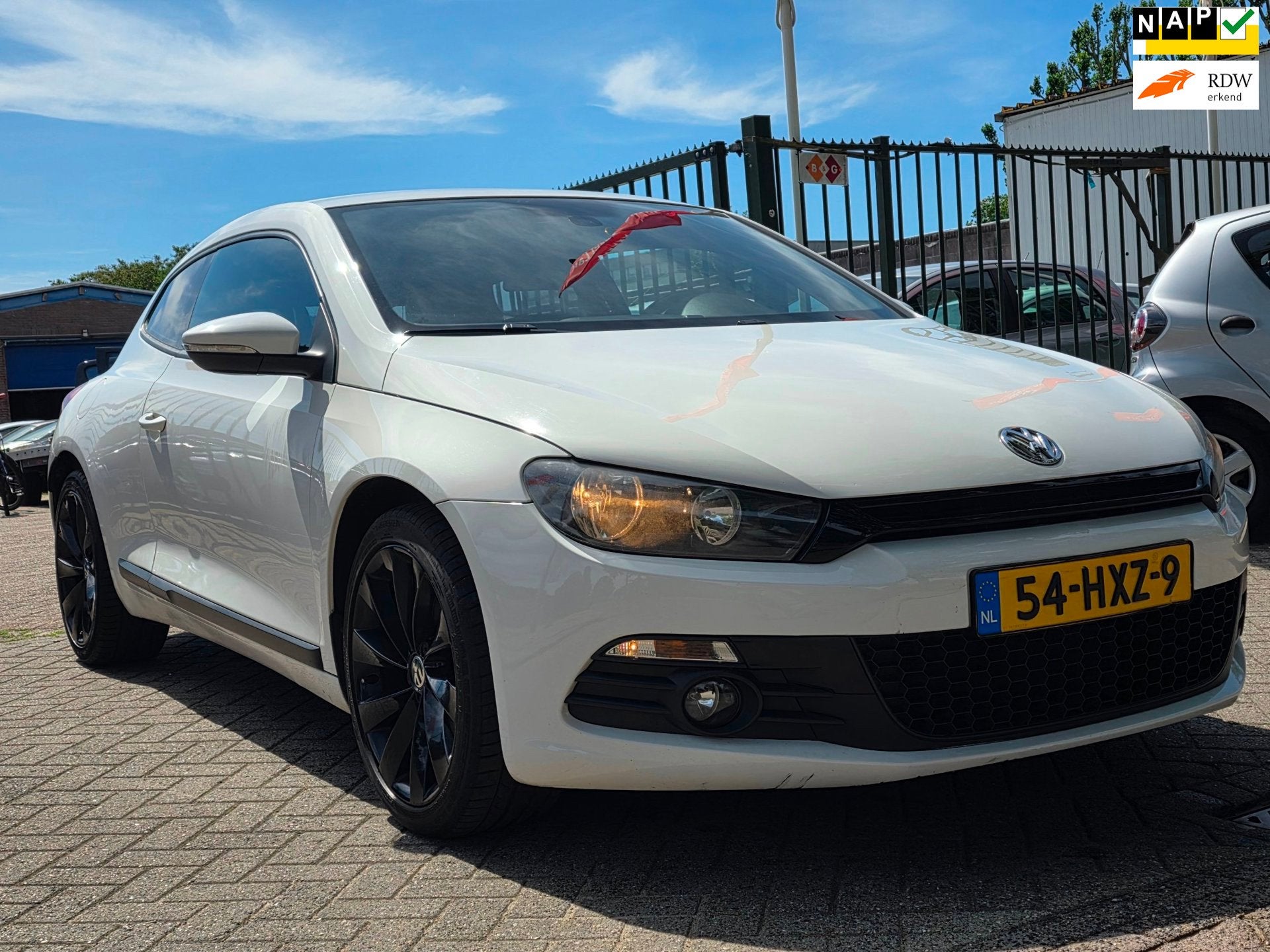 Volkswagen Scirocco 2.0 TSI Zeer netjes 200pk airco cruis co, 1273 kg, 4 cilinders, 1984 cc, 4 stoelen