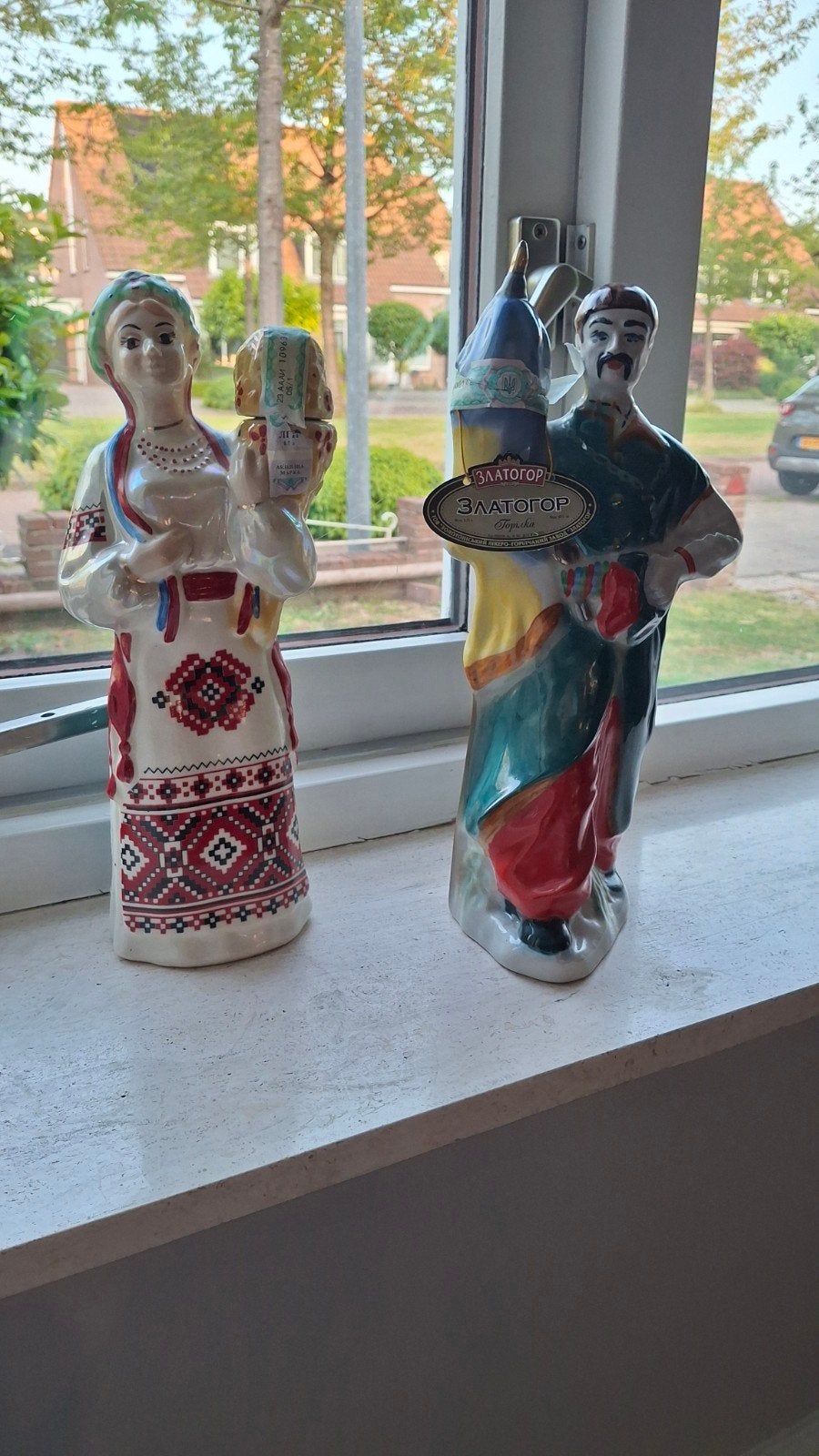 Unieke set vintage Oekraïense porseleinen flessen met label, Antiek en Kunst, Ophalen of Verzenden