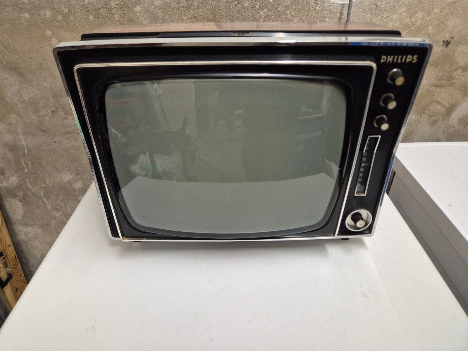 Vintage Philips draagbare TV X 12 T 700/00 (zonder snoer), Ophalen, Gebruikt, Minder dan 40 cm, Philips