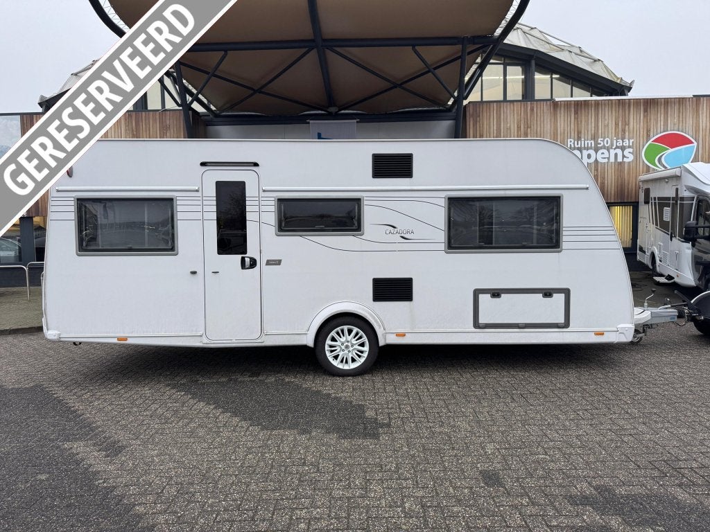 Tabbert Cazadora 550 E 2025 MOVER + THULE LUIFEL!!!!, Caravans en Kamperen, Standaardzit, Tabbert, 2 aparte bedden, Bedrijf