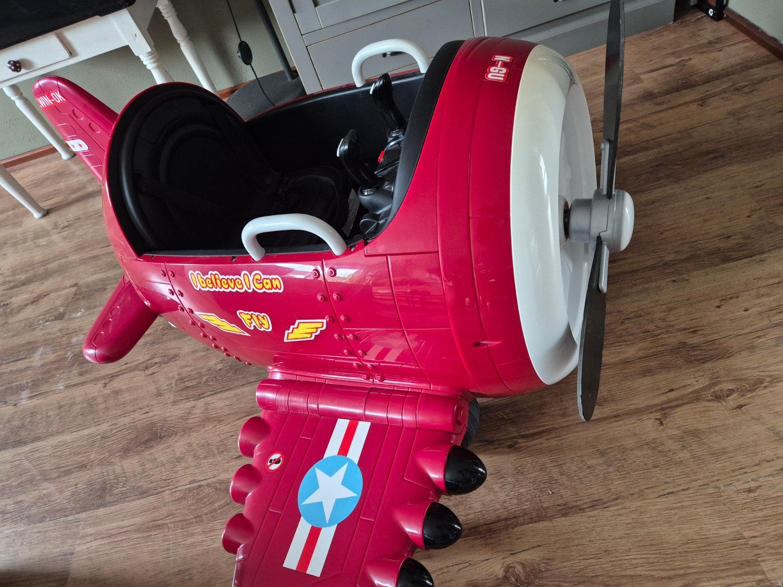 Rode kinder vliegtuig loopauto/rijdauto - Zonder adapter, Ophalen, Gebruikt