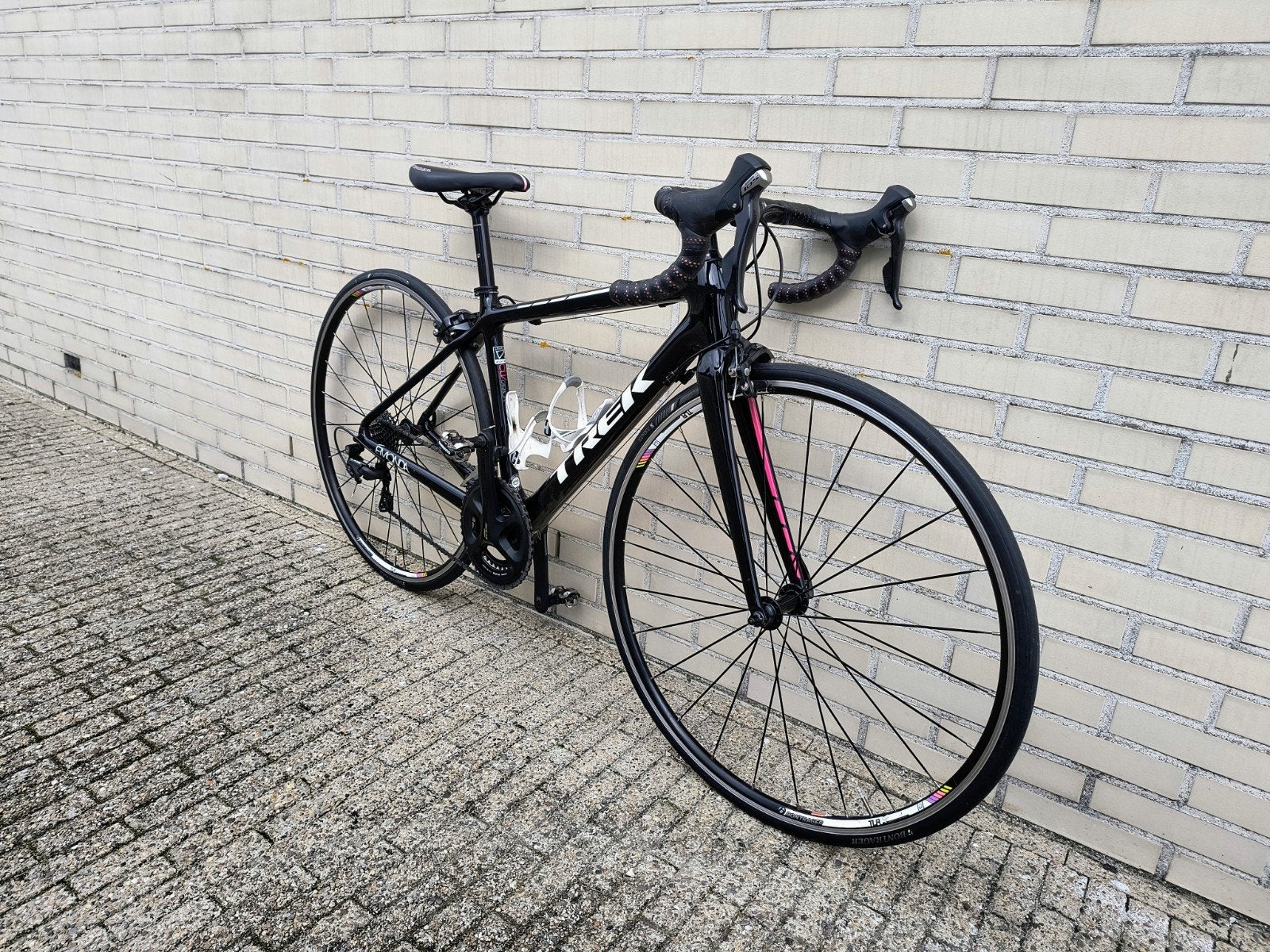 Trek Emonda racefiets - Shimano 105 - Zo goed als nieuw, 28 inch, Carbon, Velgrem, 49 tot 53 cm