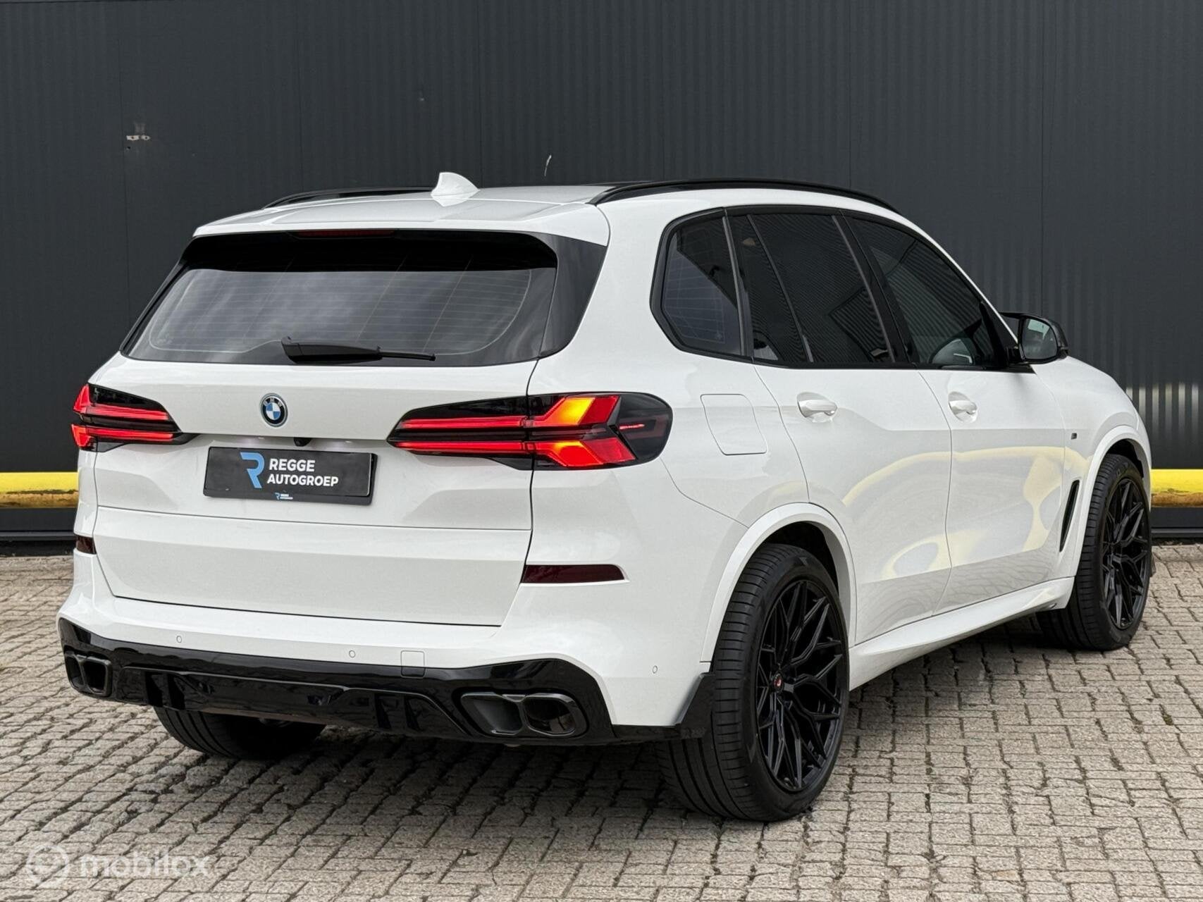 BMW X5 xDrive45e High Executive M-Pakket Performance,VOSSEN, Auto's, Gebruikt, 394 pk, Leder, Vierwielaandrijving