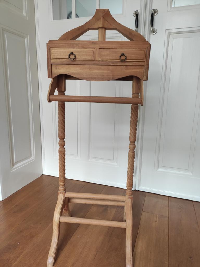 Vintage houten valet stand met lades, Ophalen, 100 tot 150 cm, Zo goed als nieuw, Staande kapstok