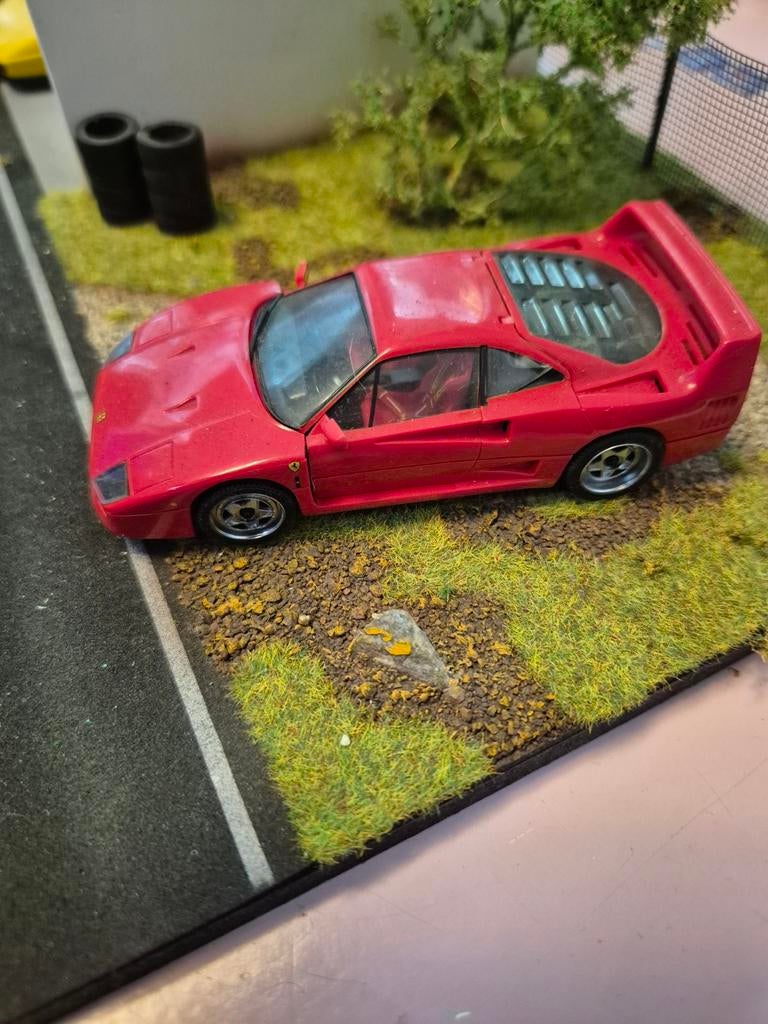 Gezocht ferrari van herpa 1.43 of 1.87, Ophalen of Verzenden, Gebruikt, Auto's