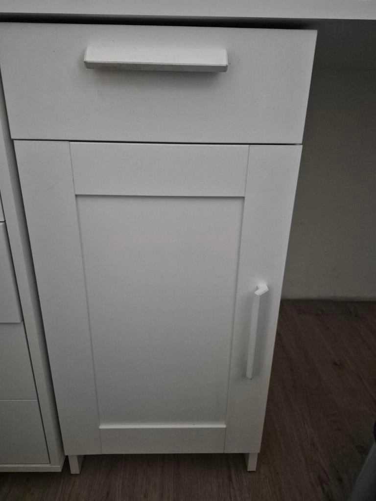 IKEA brimnes bureau met lade en kastje, Met lades, Gebruikt, Ophalen of Verzenden, IKEA