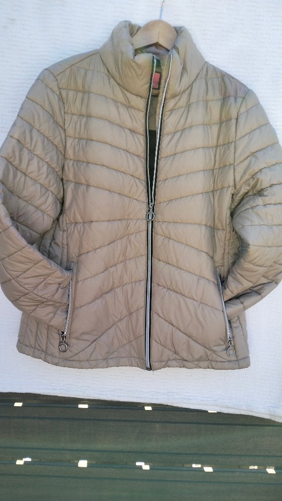 Nette beige gewatteerde jas - maat L, Ophalen of Verzenden, Zo goed als nieuw, Maat 42/44 (L), Beige