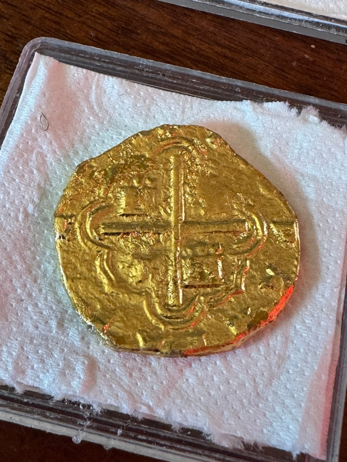 Imitatie Gouden Spaanse mat met jaartal 1591 Tin blad Goud, Postzegels en Munten, Ophalen of Verzenden, Vóór koninkrijk, Overige waardes