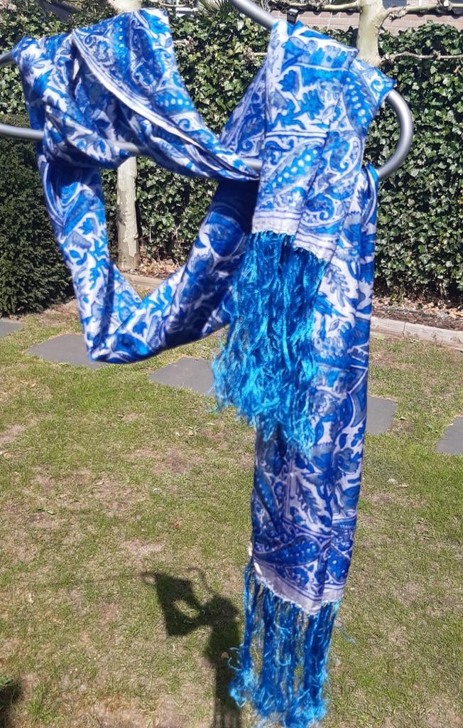Zijden sjaal uit India, handgeblokt 190x35cm, Kleding | Dames, Mutsen, Sjaals en Handschoenen, Ophalen of Verzenden, Zo goed als nieuw