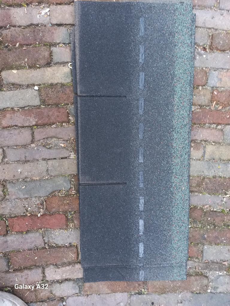 Dak singels, 6 stuks en een beetje, Ophalen
