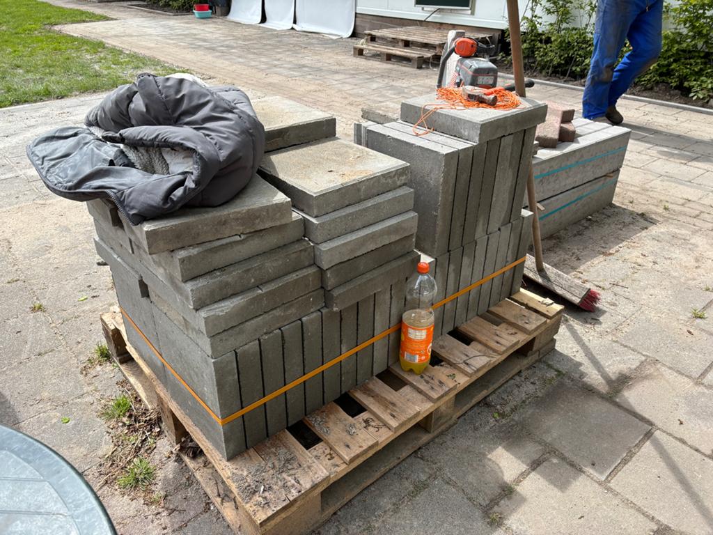 Betontegels 300x300x60 mm, Tuin en Terras, Tegels en Klinkers, Ophalen, Zo goed als nieuw, Beton, Terrastegels