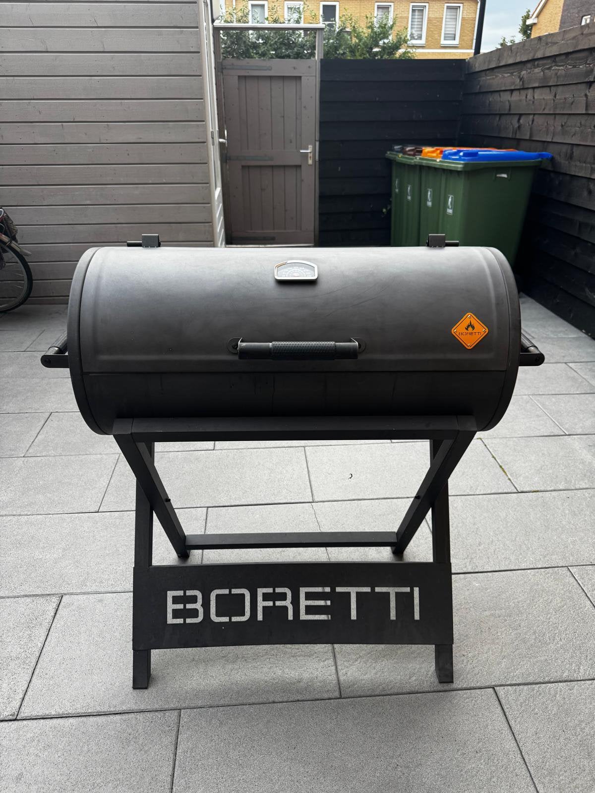 Bbq te koop, Ophalen, Zo goed als nieuw