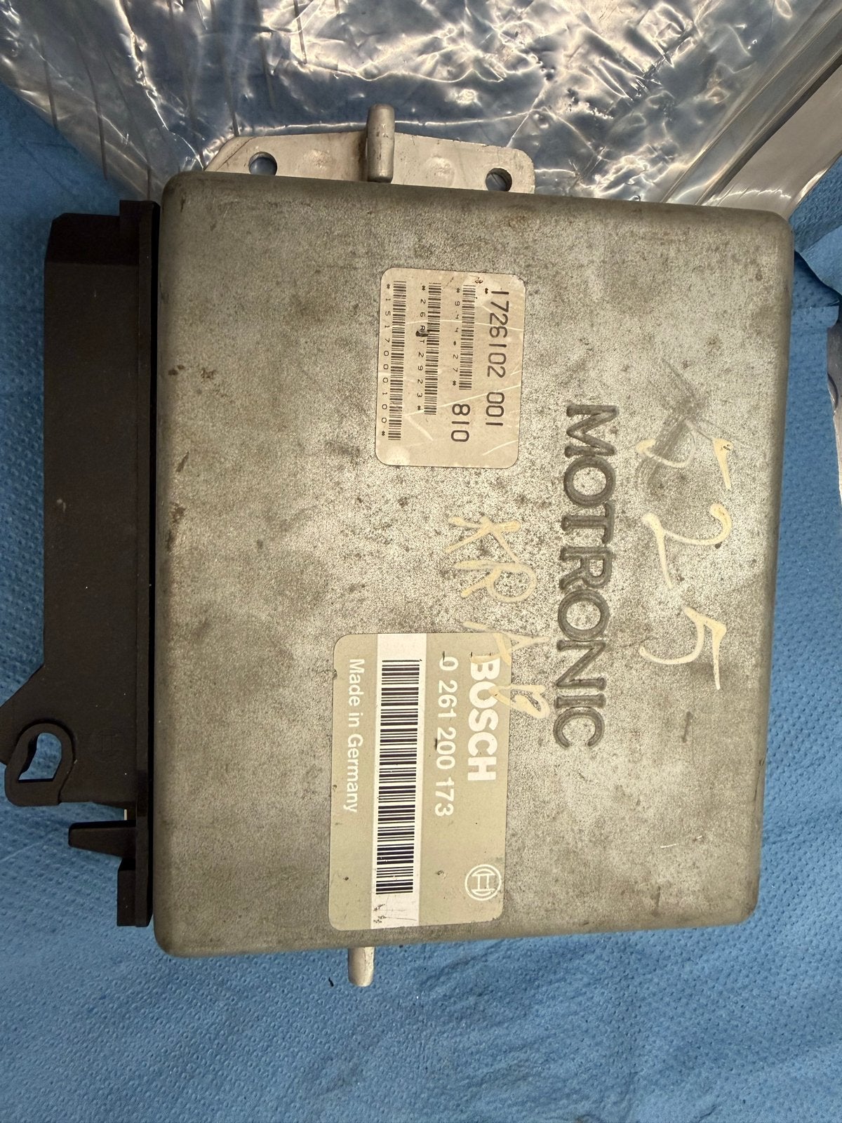 BMW M20B25 ECU Bosch Motronic 0 261 200 173 e30 325i, Ophalen of Verzenden, Gebruikt, BMW