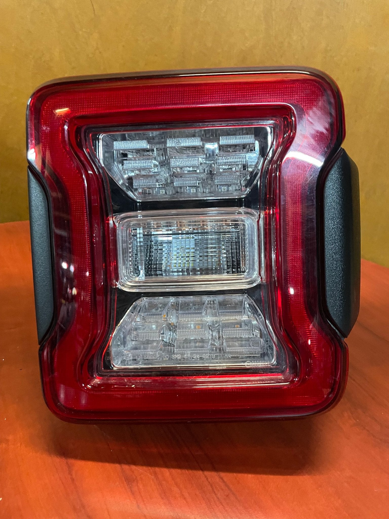 Origineel MOPAR Jeep Wrangler JL 2021 LED achterlicht Rechts, Auto-onderdelen, Verlichting, Jeep, Gebruikt, -, Ophalen of Verzenden