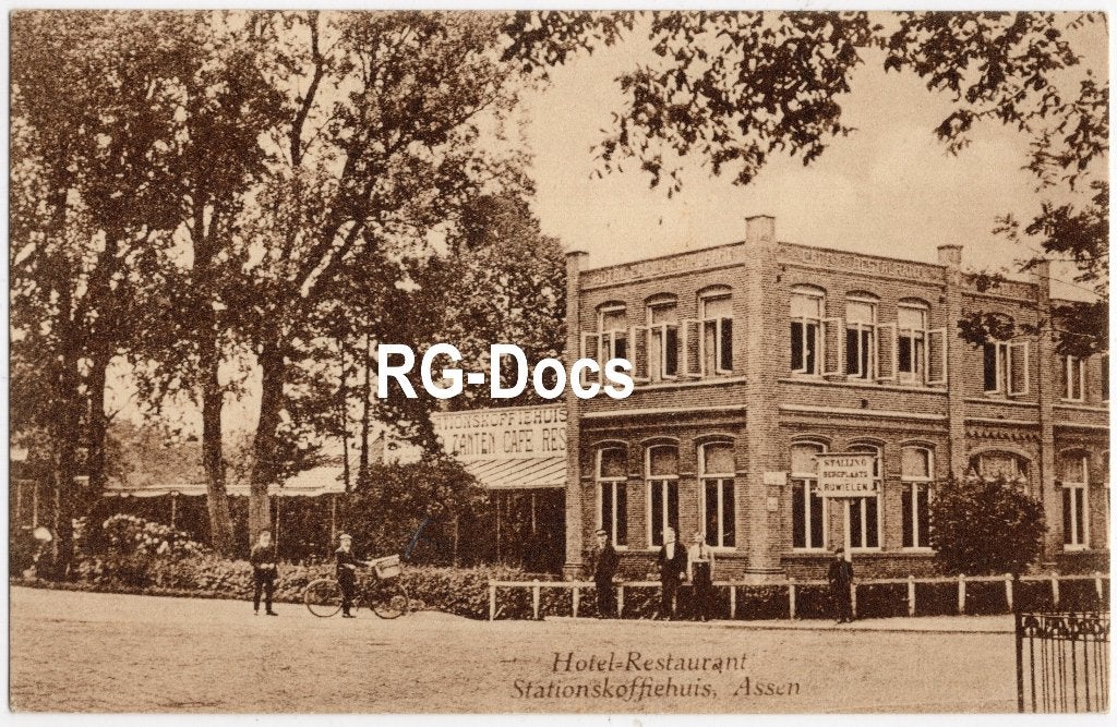 Ansichtkaart Briefkaart Trein Station koffiehuis Assen 1921, Ophalen of Verzenden, 1920 tot 1940, Gelopen, Drenthe