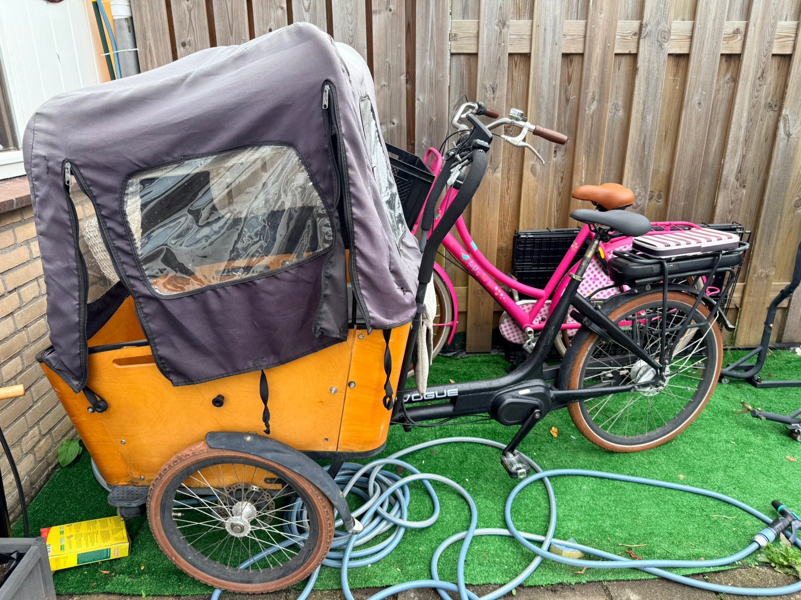 Electrische bakfiets, Fietsen en Brommers, Ophalen, Gebruikt, 2 kinderen, Overige merken