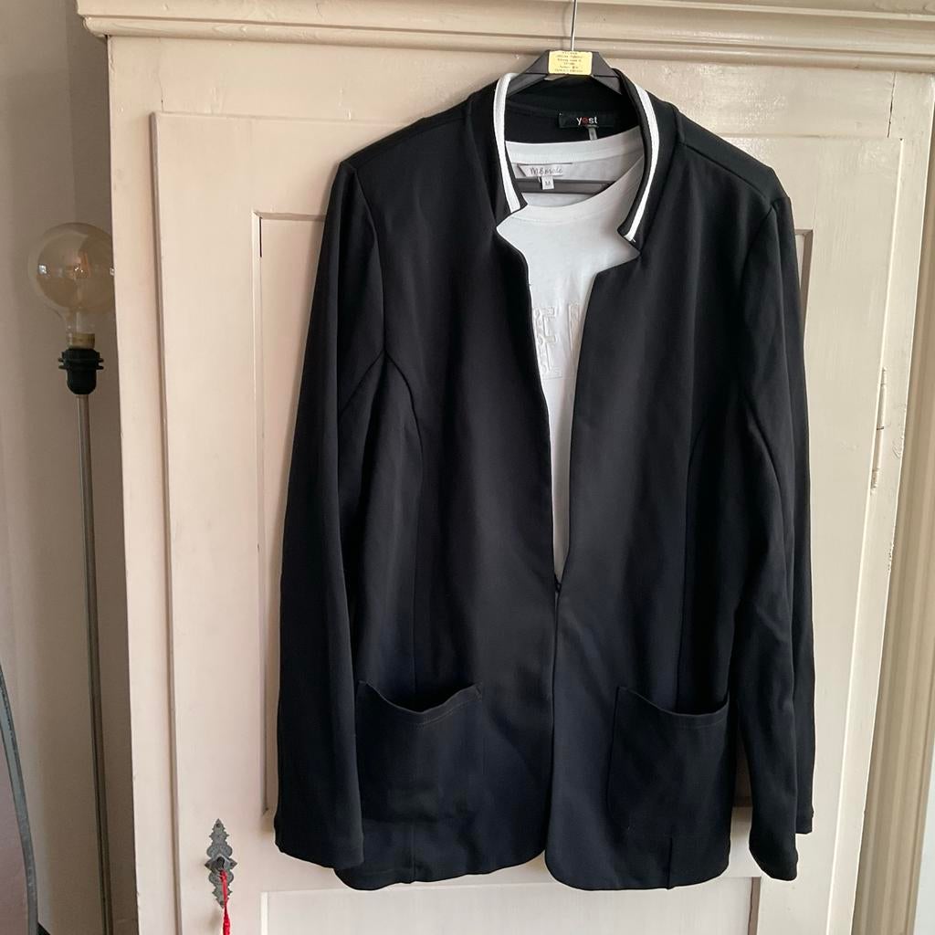 Yest zwart jasje maat 48, Zwart, Maat 46/48 (XL) of groter, Ophalen of Verzenden, Zo goed als nieuw