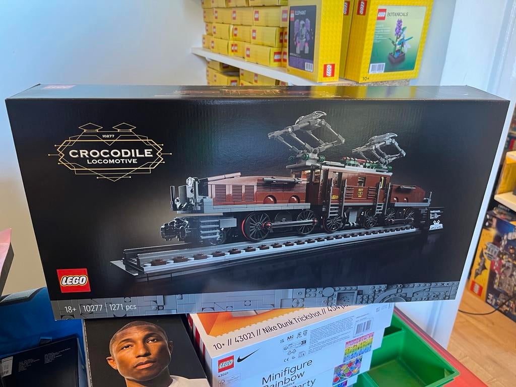 Lego 10277 Krokodil Locomotief - Nieuw in ongeopende doos, Ophalen of Verzenden, Nieuw, Complete set, Lego