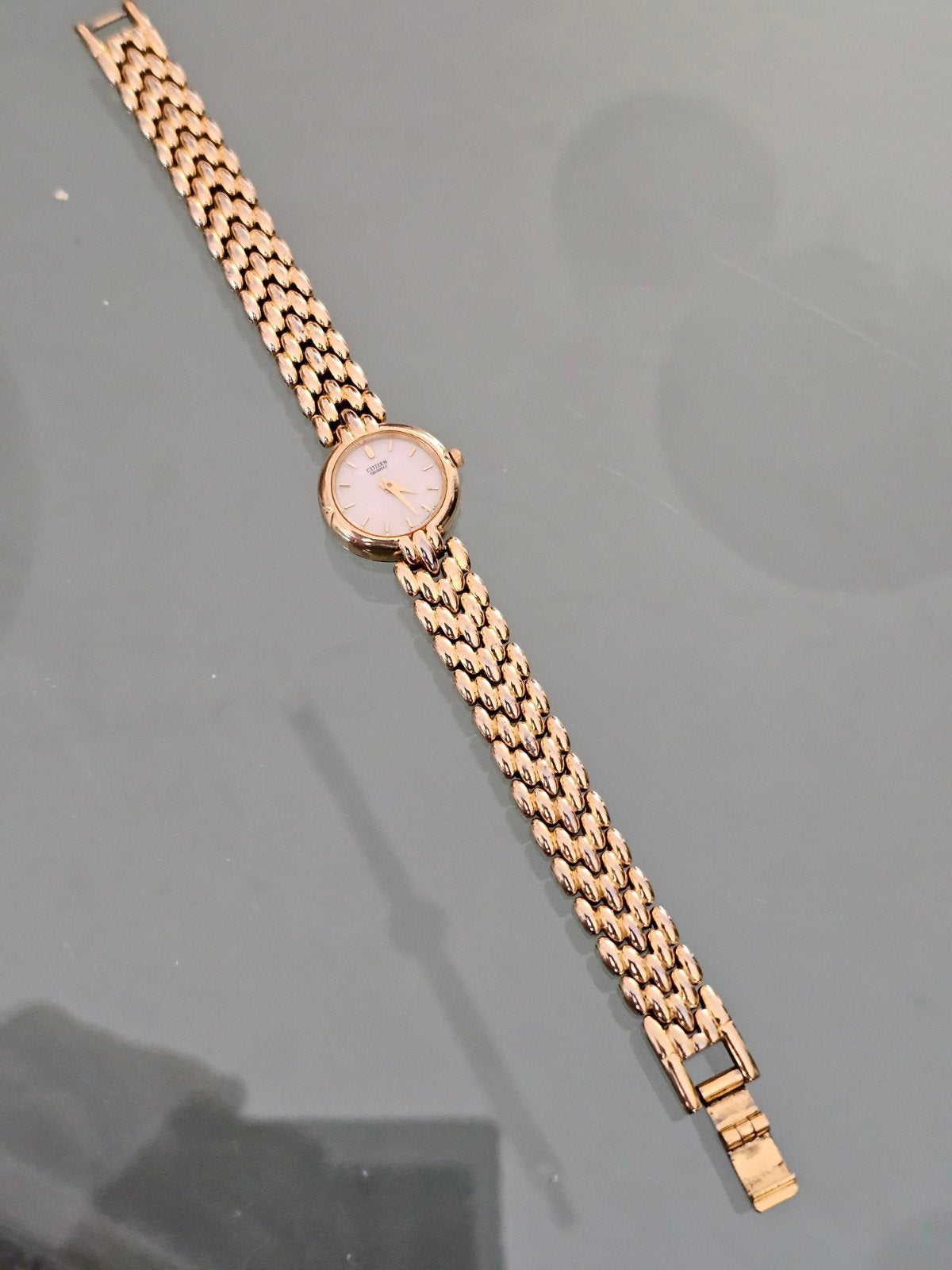 Gouden Citizen dameshorloge - Elegant en tijdloos, Sieraden, Tassen en Uiterlijk, Horloges | Dames, Overige merken, Overige materialen