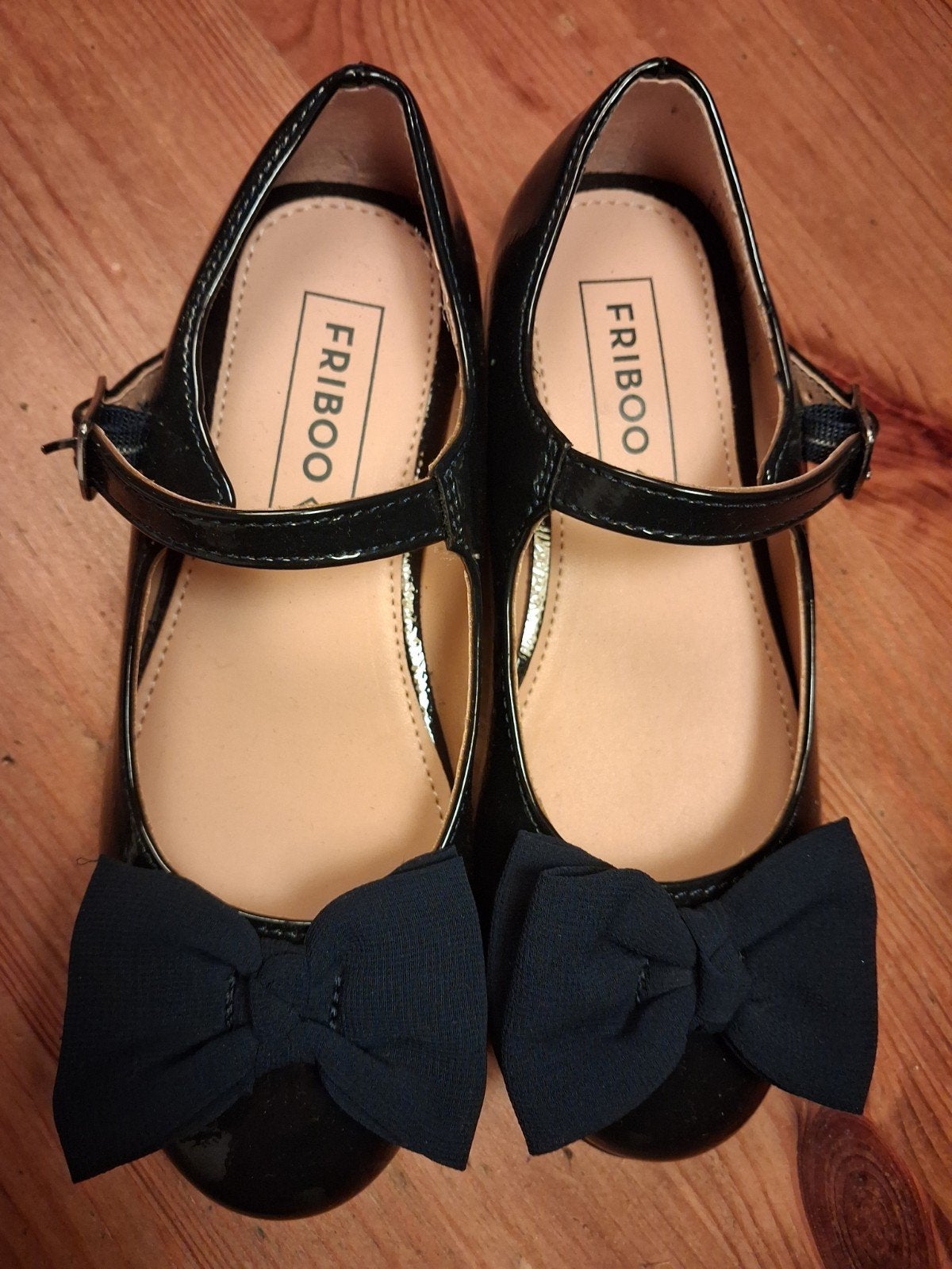 Nieuw: Ballerina's donkerblauw lak met strik - maat 29, Ophalen, Meisje, Nieuw, Schoenen
