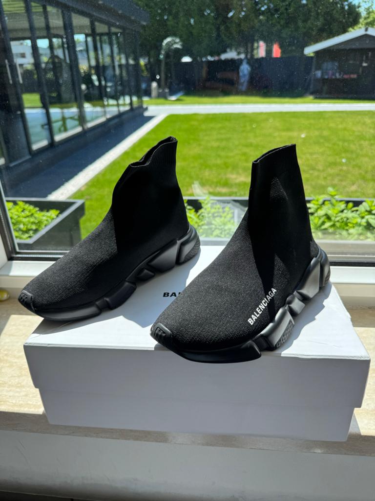 Balenciaga Speedrunner - Zwart - Nieuw met doos, Kleding | Heren, Schoenen, Zwart, Nieuw, Ophalen of Verzenden, Sneakers of Gympen