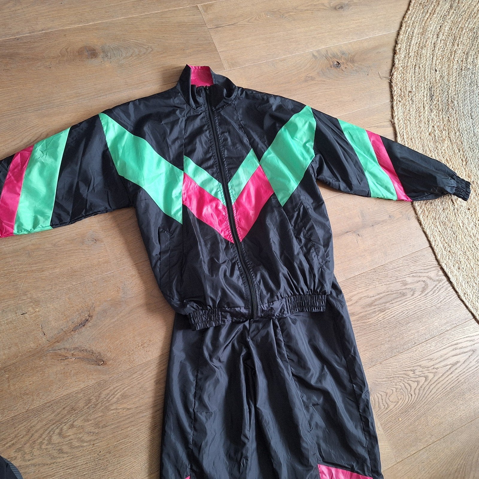 fout trainingspak 80's 90's retro gabber S, Verzenden, Overige thema's, Kleding, Gedragen
