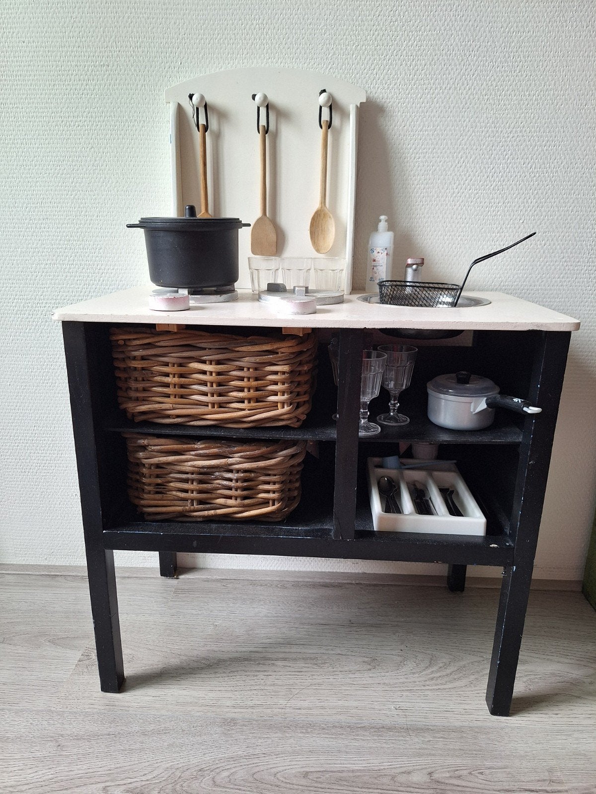 keukentje met accessoires, Huis en Inrichting, Ophalen