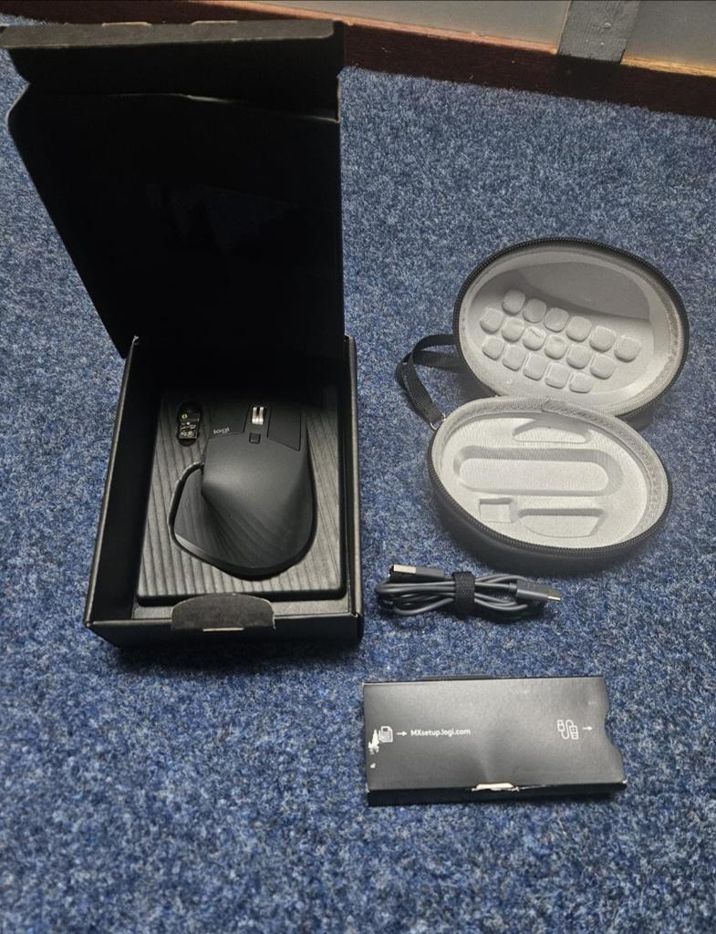 Logitech MX master 3S muis met doos en gratis hoes, Ophalen of Verzenden, Nieuw