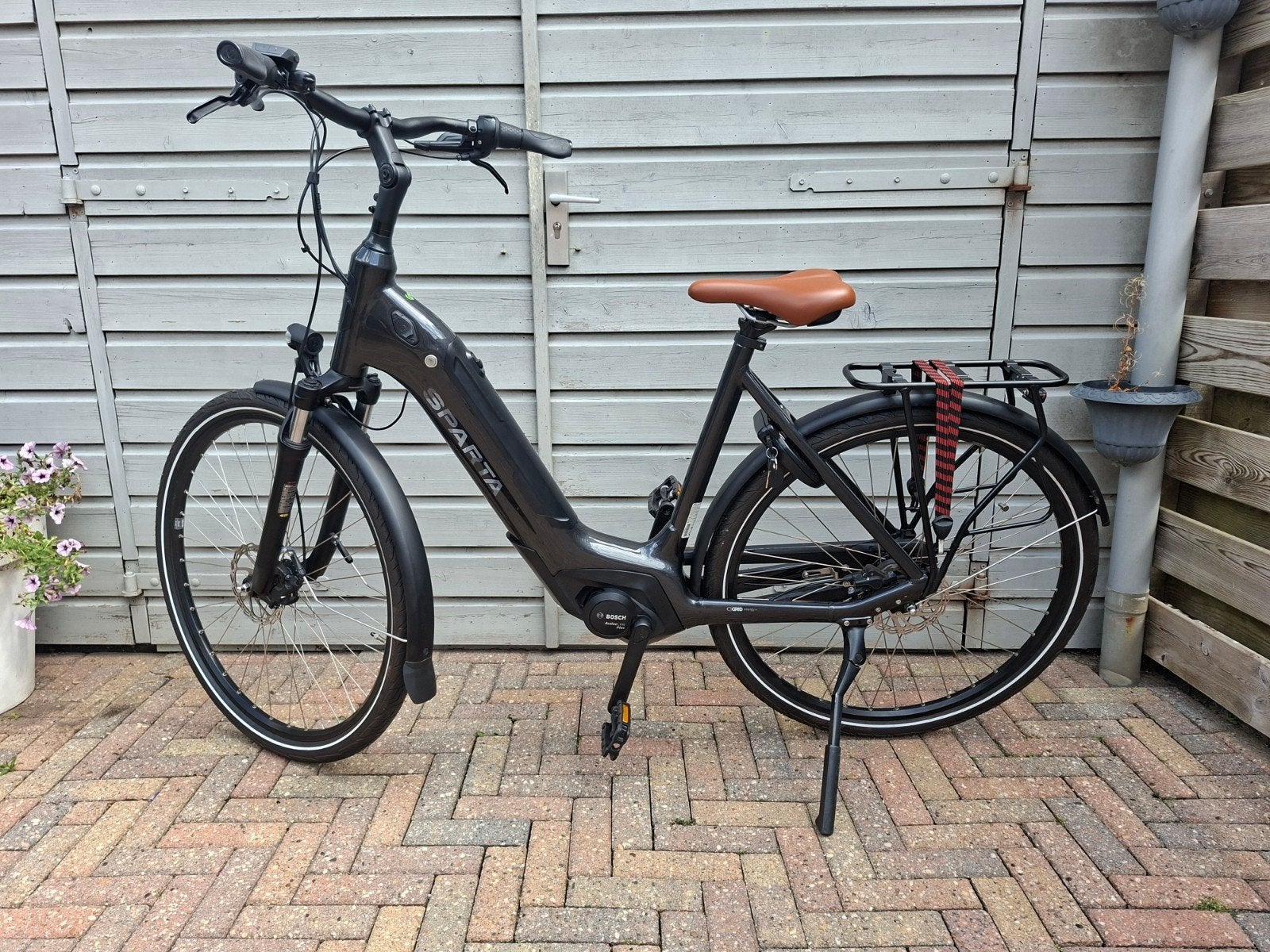 Sparta C-Grid E-bike - Slechts 965km, incl. lader en factuur, Sparta, Ophalen of Verzenden, Zo goed als nieuw, 50 km per accu of meer