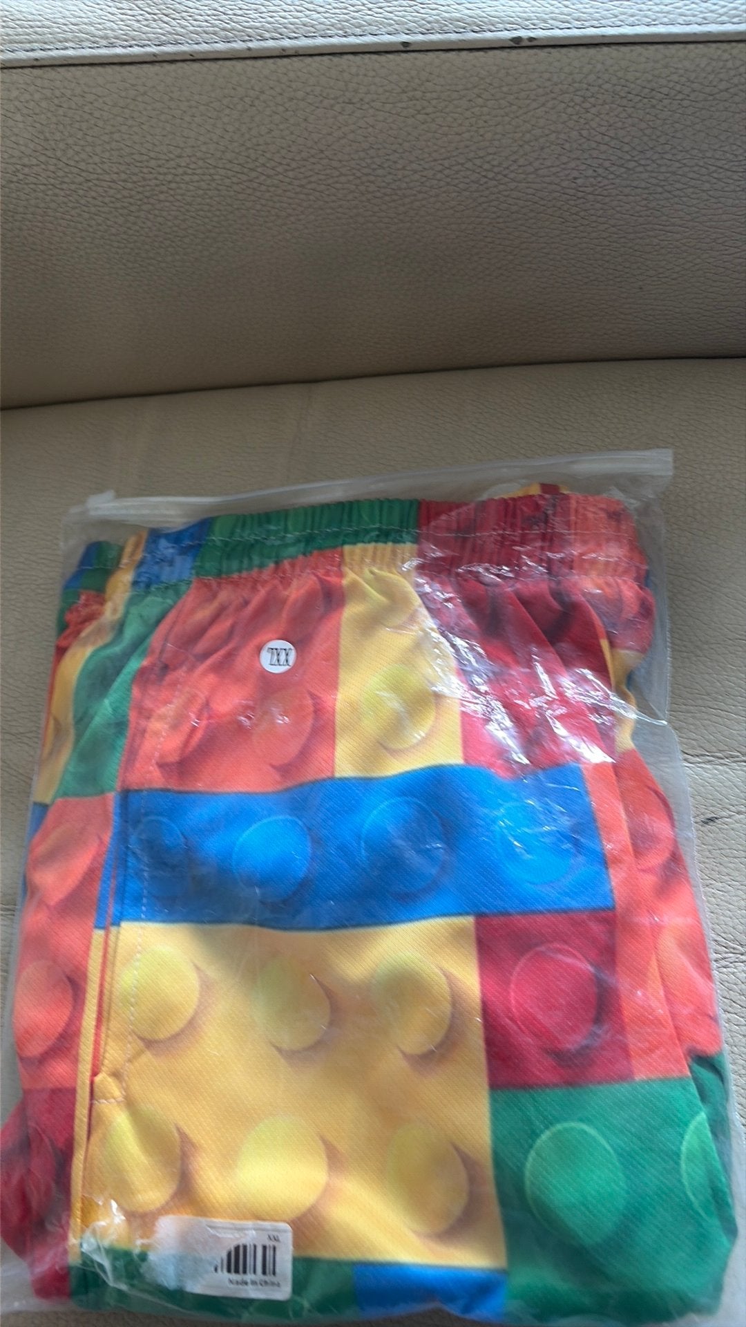Lego korte broek XXL - Kleurrijke bouwstenen short, Ophalen of Verzenden, Nieuw, Overige maten, Meerkleurig