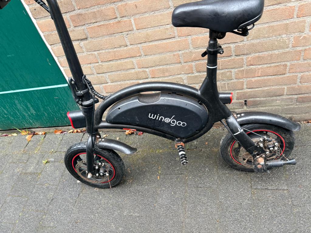 Windgoo step, Fietsen en Brommers, Elektrische fietsen, Overige merken, Minder dan 30 km per accu, Gebruikt, Ophalen of Verzenden
