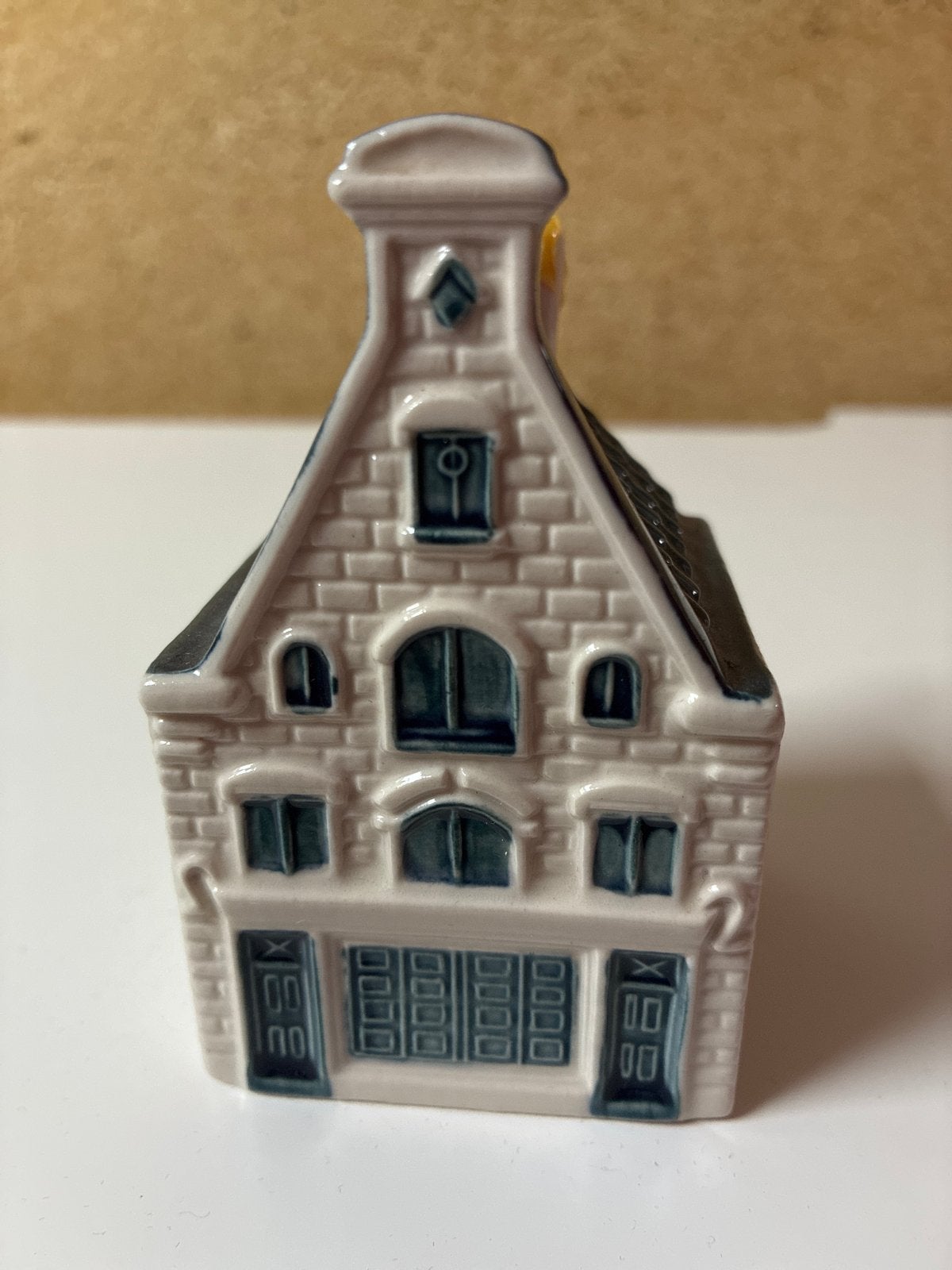 KLM Bols Delfts Blauw Huisje #66, Ophalen, Zo goed als nieuw